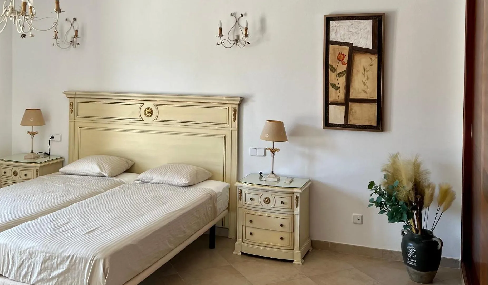 Villa With 50M2 Pool Close To Golf Vall Dor And Portocolom S'Horta 0*,